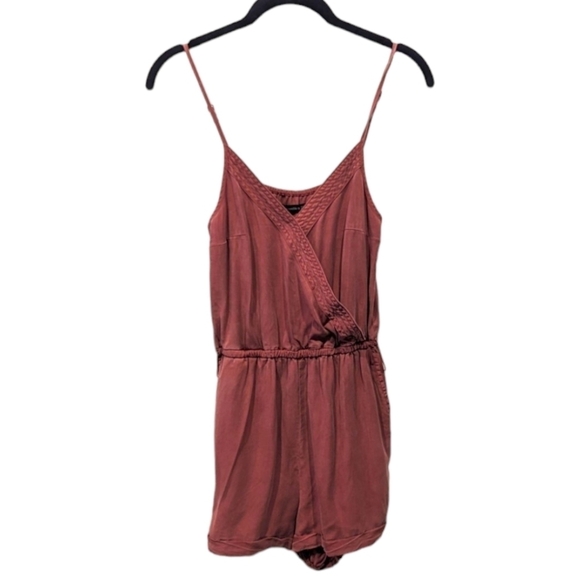 Abercrombie & Fitch Terracotta Spaghetti Strap Surplice Neckline Romper (XS) - Picture 1 of 5